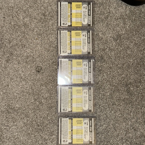 The Ultimate Jordan Hobby Pack one sealed 91’ Starting LU sealed MJ Line error 4 - Picture 4 of 7